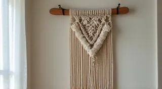 The Gathering Knot: A Stylish Finishing Touch